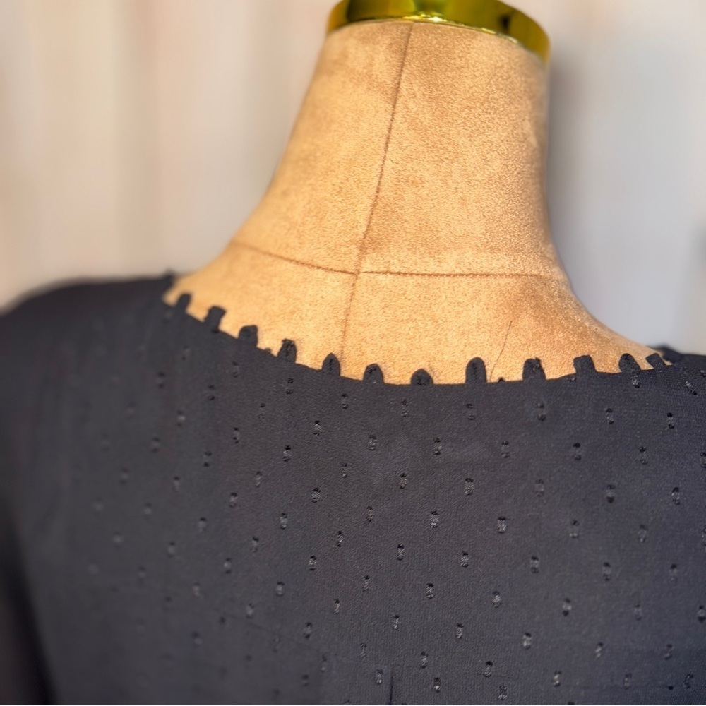 White House Black Market Black Textured Dot Faux Wrap Blouse Sz L​​ - Picture 11 of 12